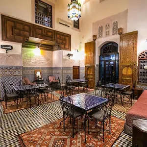 Riad Aicha, Fès