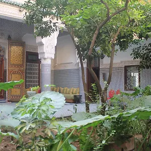 Riad Les Chrifis Navette Aeroport 24 Sur 24, Fès